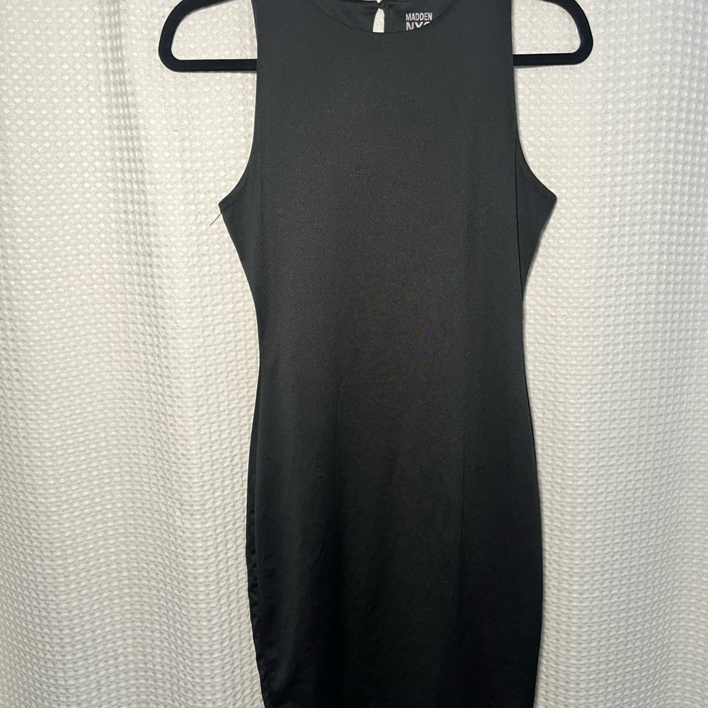 Elegant Black Midi Dress